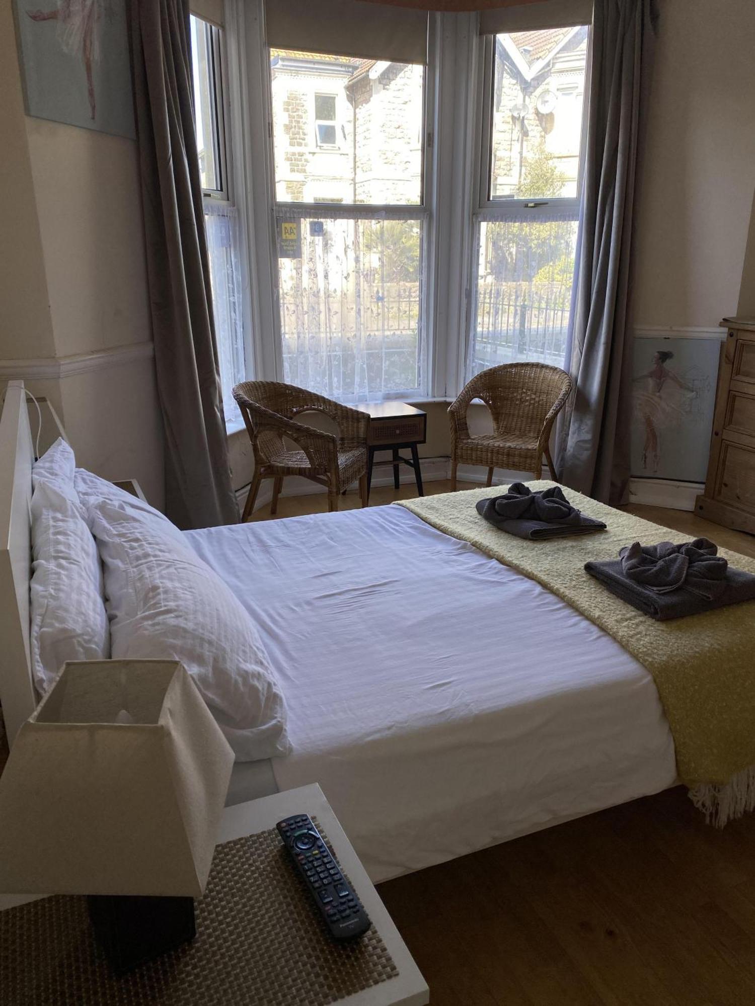 Parasol Weston Guest House 객실 사진